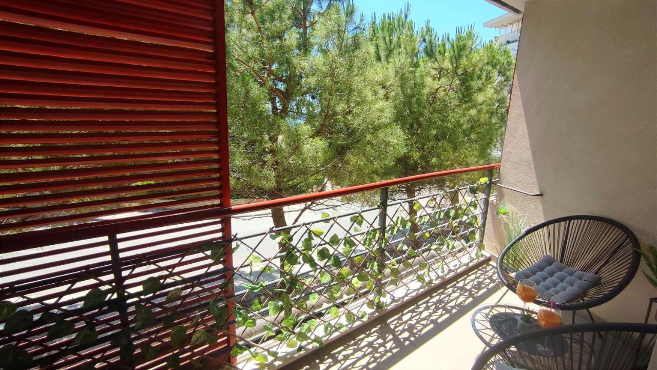 Apartment Paolo By The Beach Znjan Split Zewnętrze zdjęcie