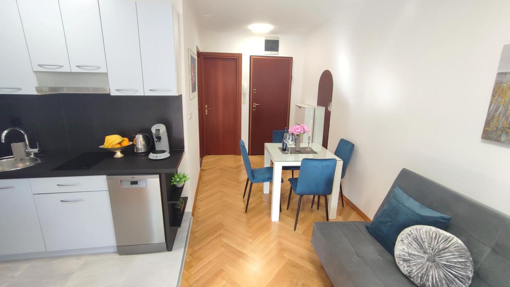 Apartment Paolo By The Beach Znjan Split Zewnętrze zdjęcie