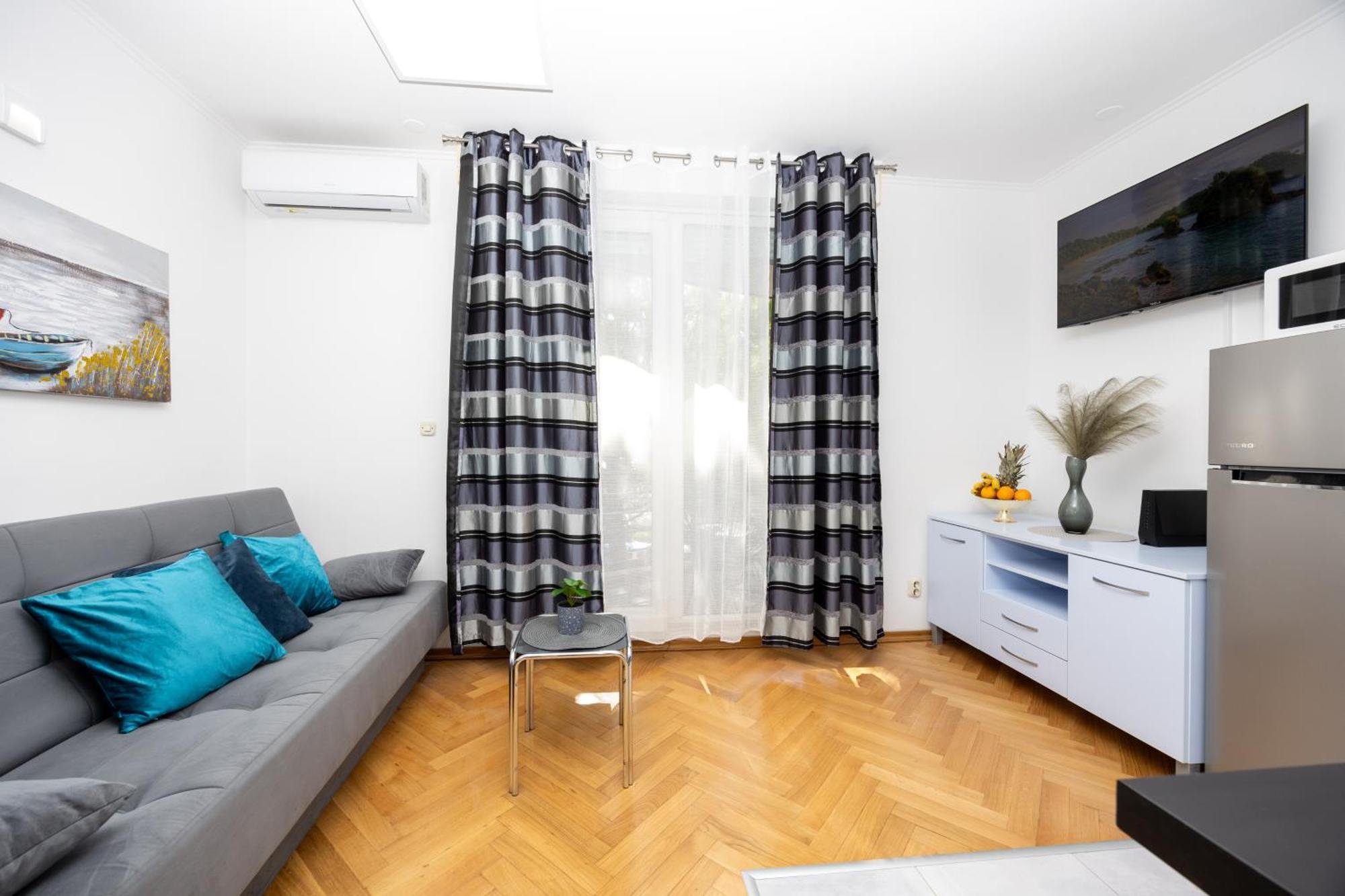 Apartment Paolo By The Beach Znjan Split Zewnętrze zdjęcie