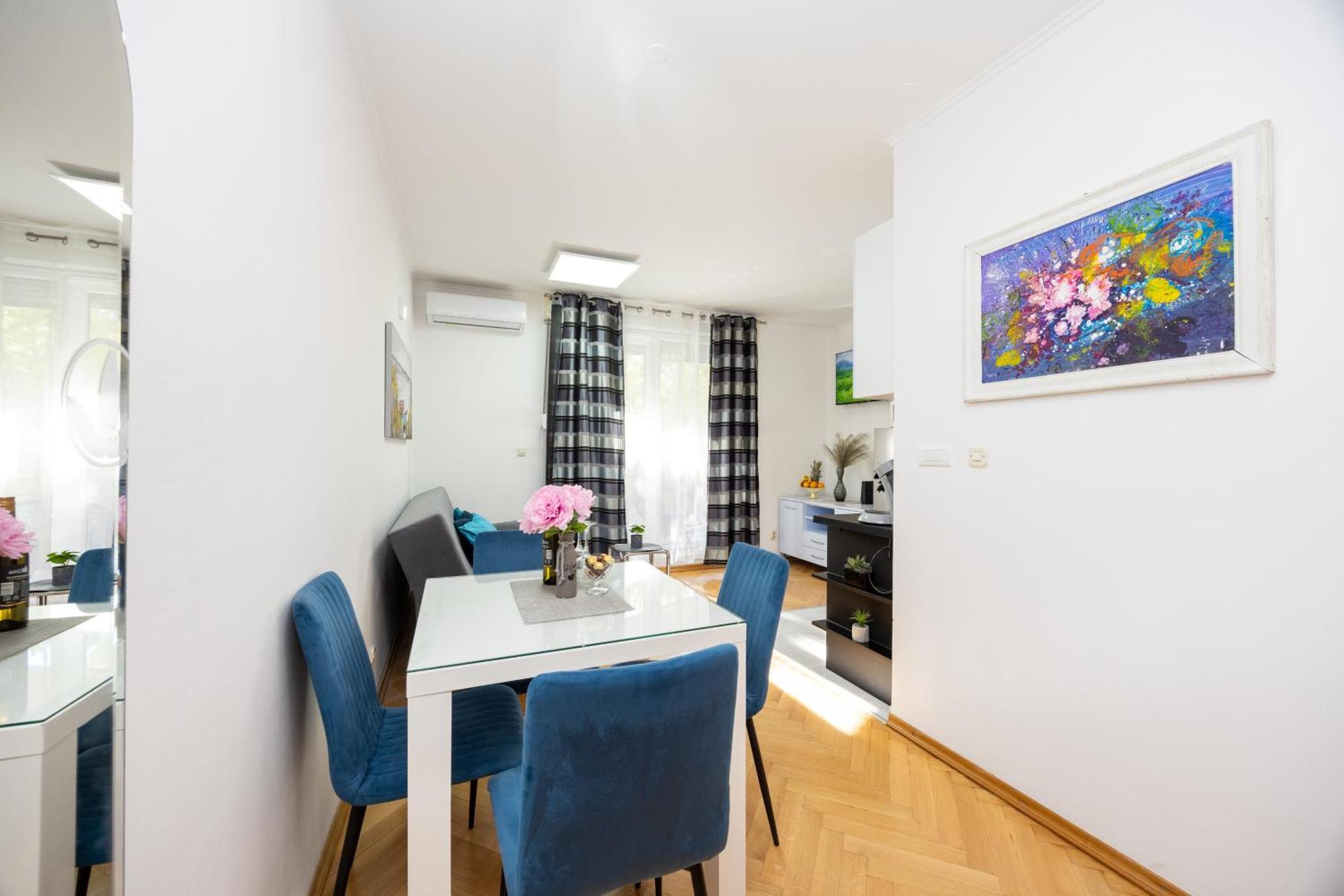 Apartment Paolo By The Beach Znjan Split Zewnętrze zdjęcie